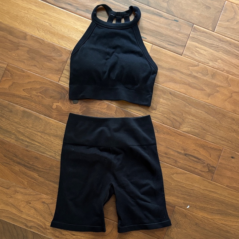 Fabletics workout set size small